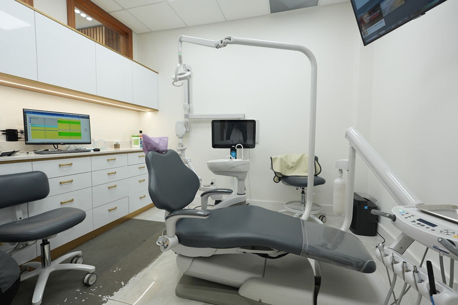 Another patient photo from a Google review at Dental Land Summerhill